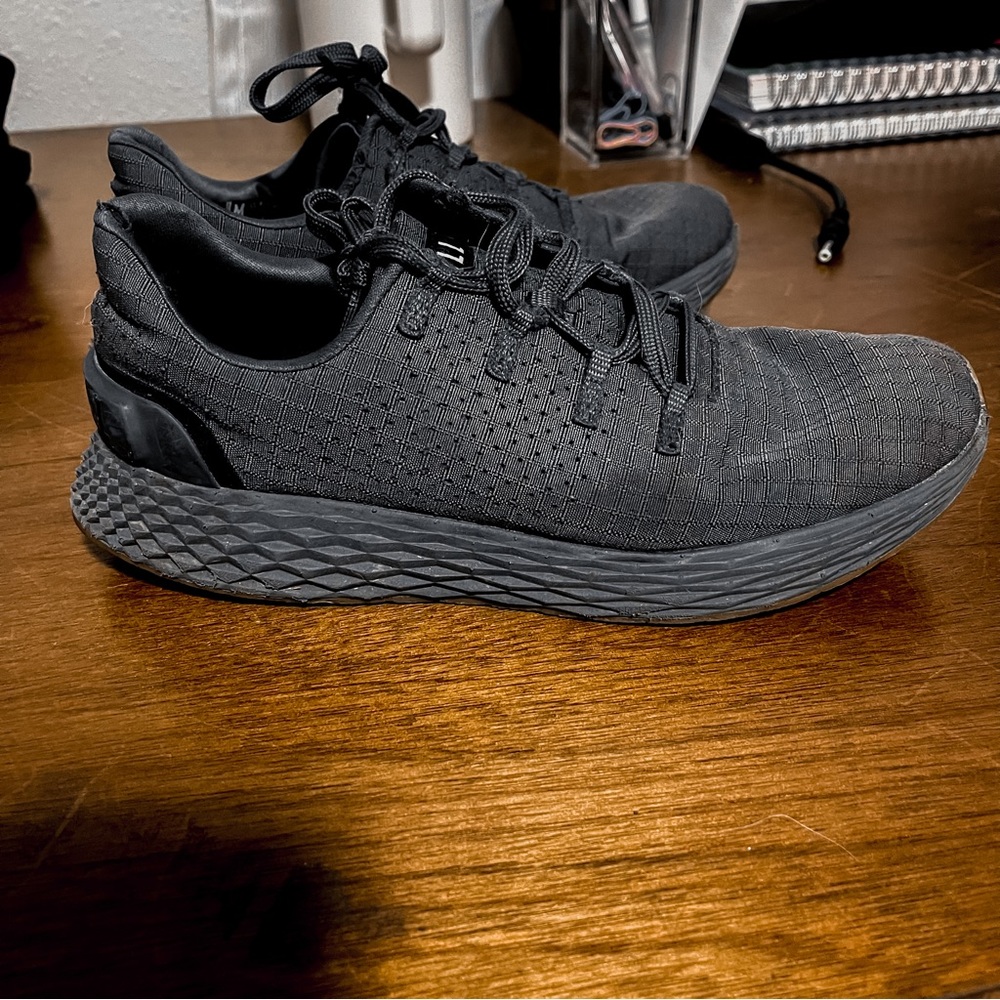 NOBULL Shoes size 7.5-8